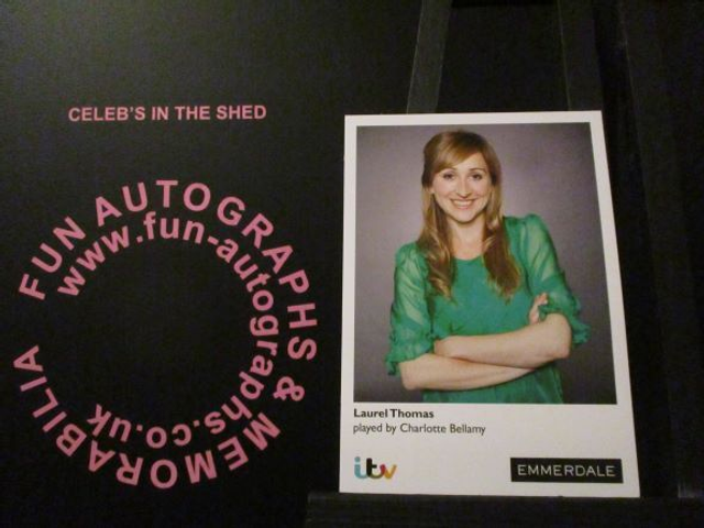 Charlotte Bellamy (Laurel Thomas) Original Emmerdale Coloured Itv Logo Cast Card