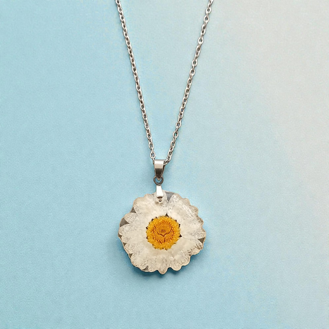 Colgante flor margarita blanca 028