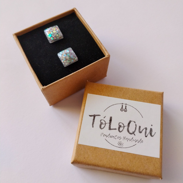 Pendientes Cuadrados Brilli Color Plata