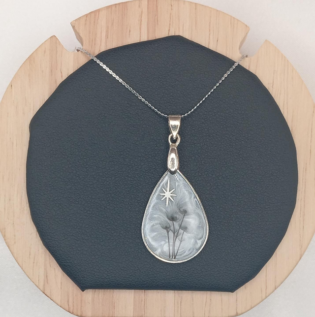 Pendentif ombre fleurs 