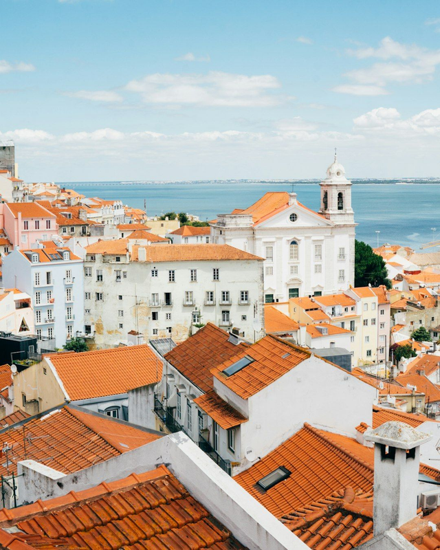 Lisbon Airport to or from Algarve