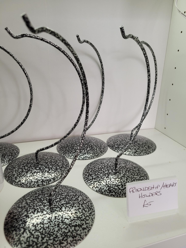 Friendship ball stand