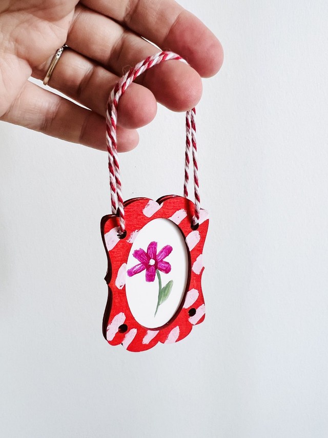 Mini Christmas Painting – Unique Hand-Painted Ornament – Handmade Tree Decoration
