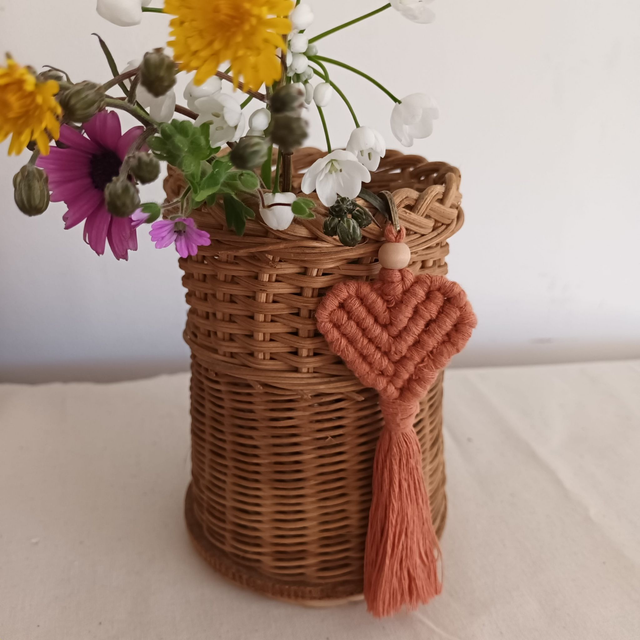 Marque-page coeur macramé