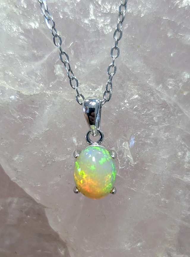 Pendentif Opale Éthiopienne 