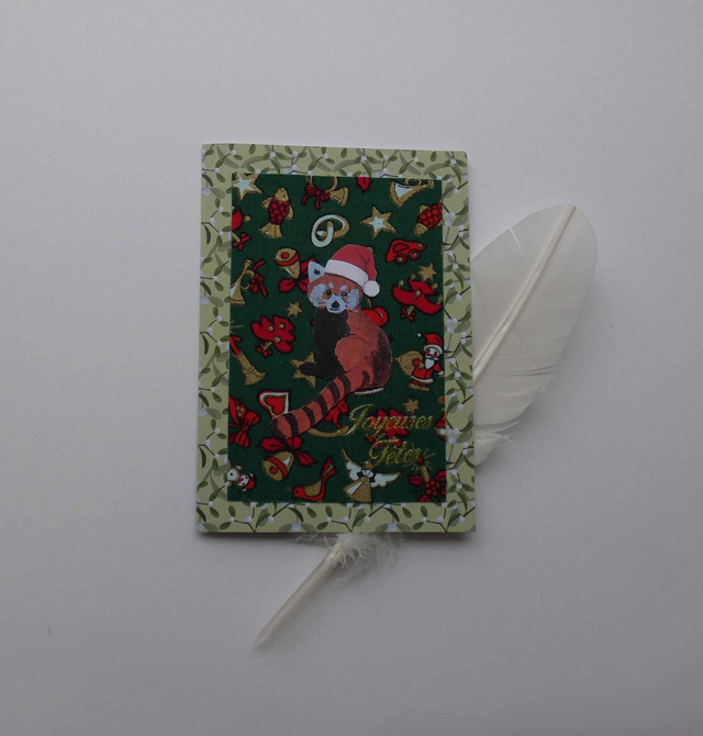 Le panda roux de Noël