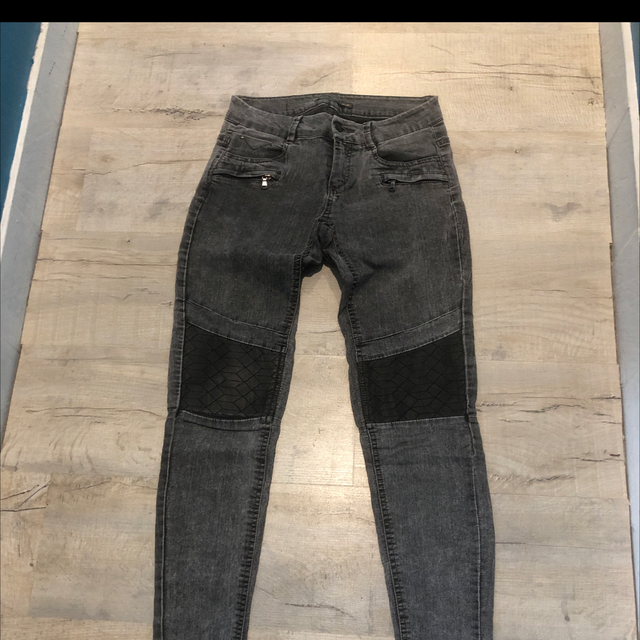 Pantalon style taille 34 - Pull &amp; bear