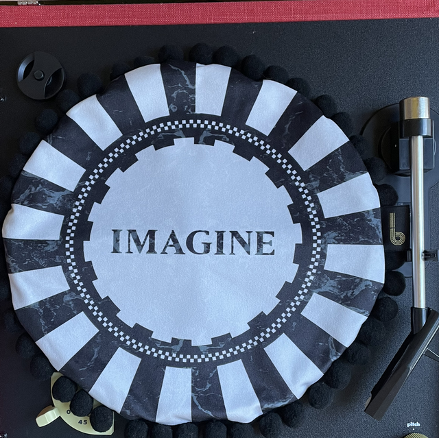 12” round - imagine Pom Pom