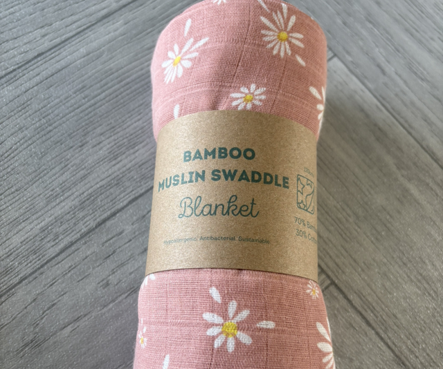  Pink & Daisies Bamboo Muslin Swaddle Blanket 