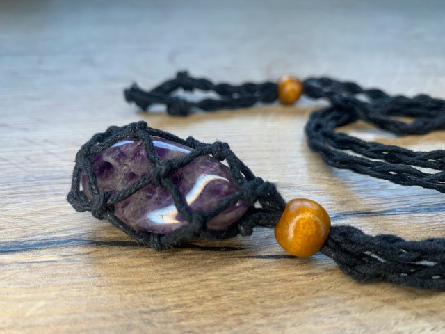 Pendentif avec 1 pierre roulée au choix