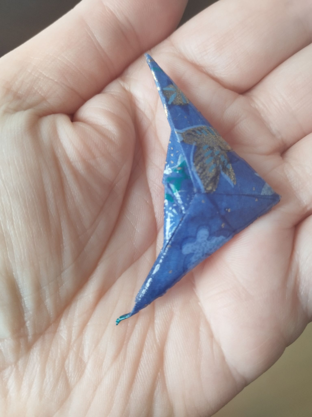 Broche cerf-volant bleu indigo