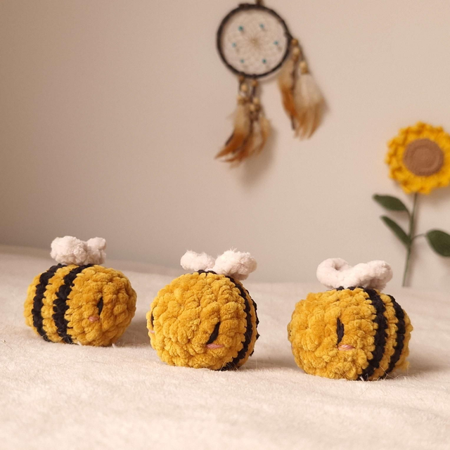 Mélinette la mini abeille