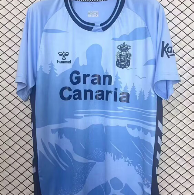 Segunda equipación unión deportiva Las Palmas, 25 26