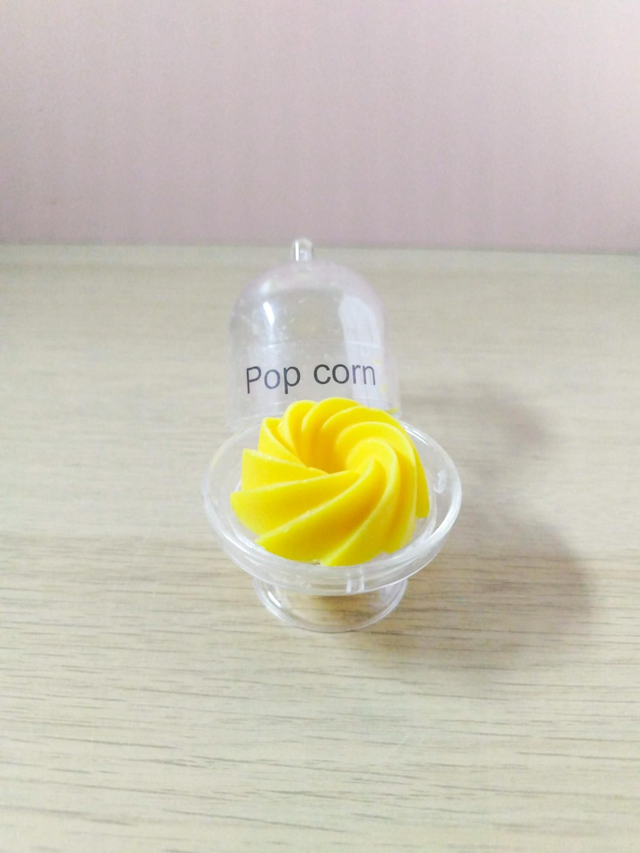 Fondant pop corn