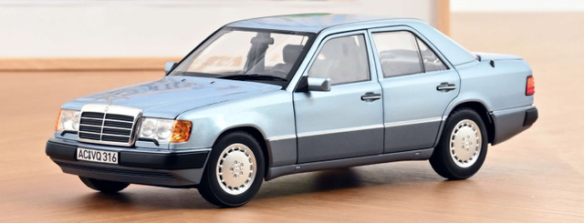 Mercedes Benz 230 E 1990 light blue met. Norev 1:18
