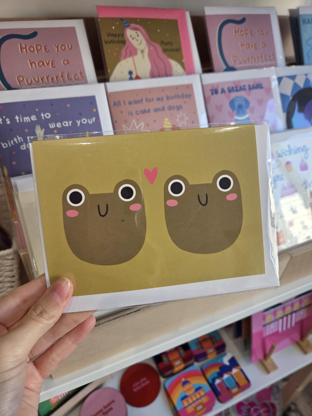 Love Frogs Greetings Card - MD-036