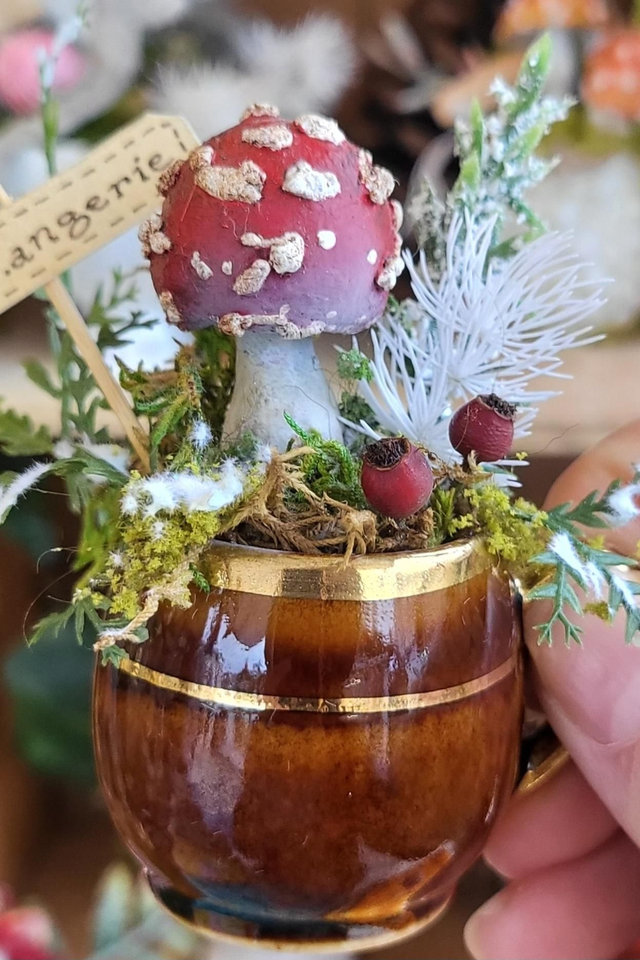 La Choppine du Lapin Blanc - Sculpture fantastique