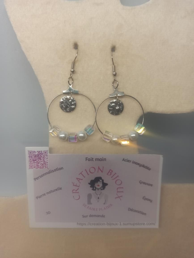 Boucle d'oreille perle