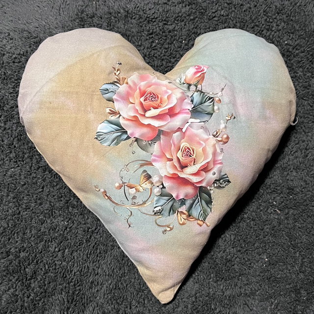Hand tie dye cushion with 2 pink roses 