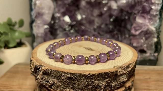 Bracelet AMETHYSTE Claire 6mm (Avec hématites)