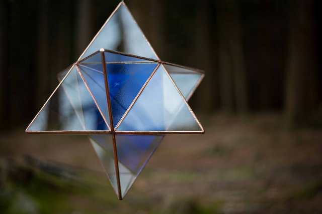 Merkaba en verre 38 cm