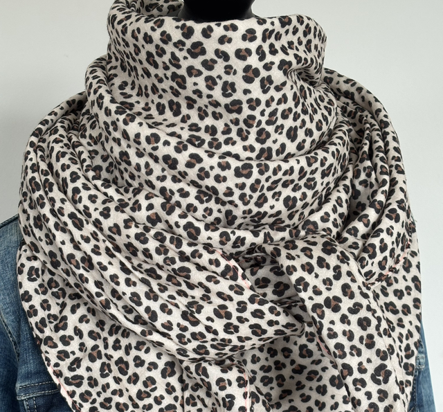 Foulard triangle — Léopard beige