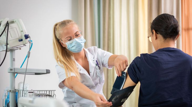 Antoni van Leeuwenhoek Amsterdam terug