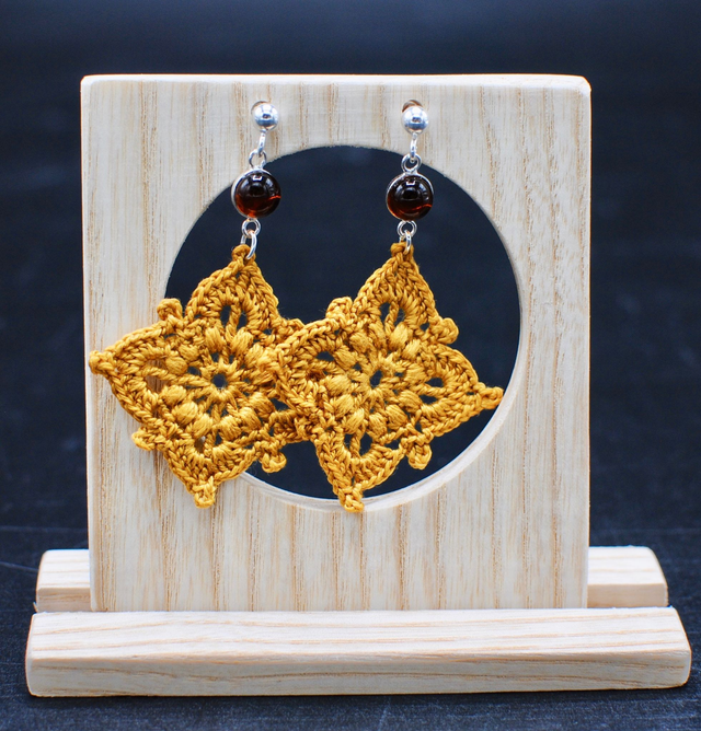 Boucles d&#039;oreilles &quot;Losanges indiens&quot;, jaune moutarde