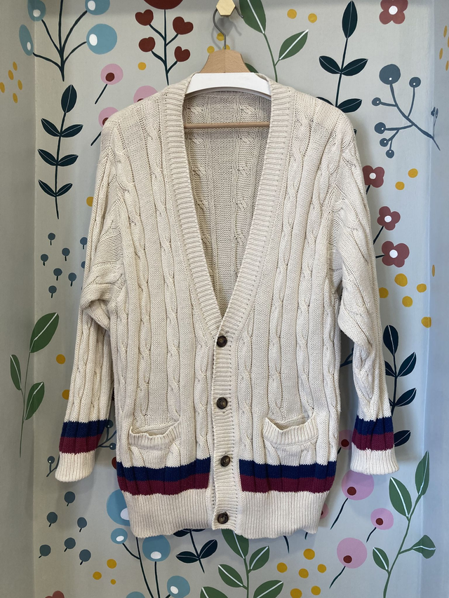 Cardigan con trecce