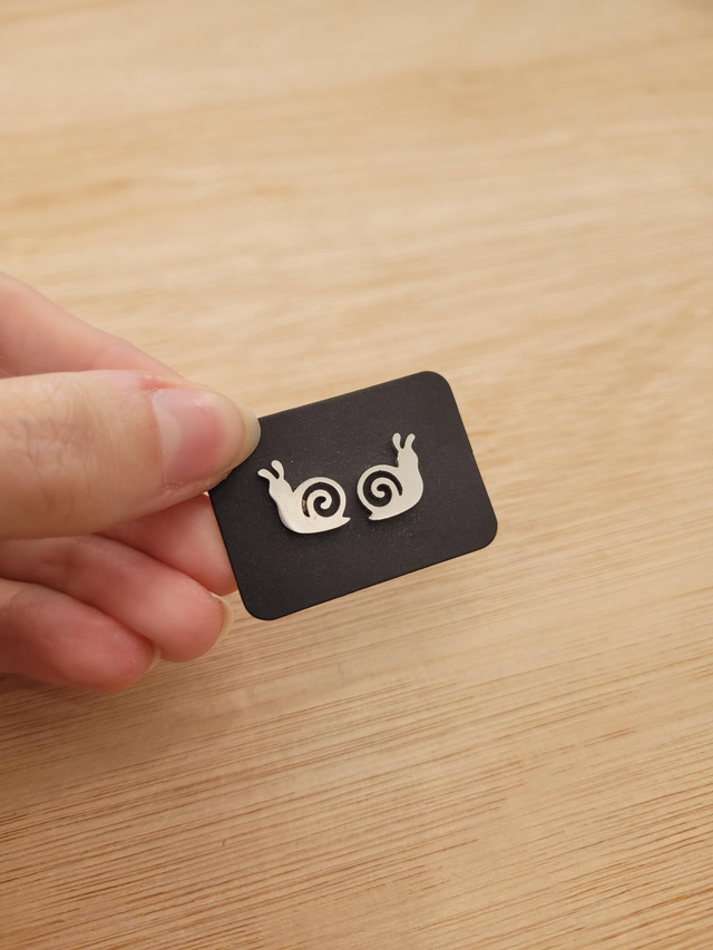 Stainless steel Snail stud earrings - SL-013