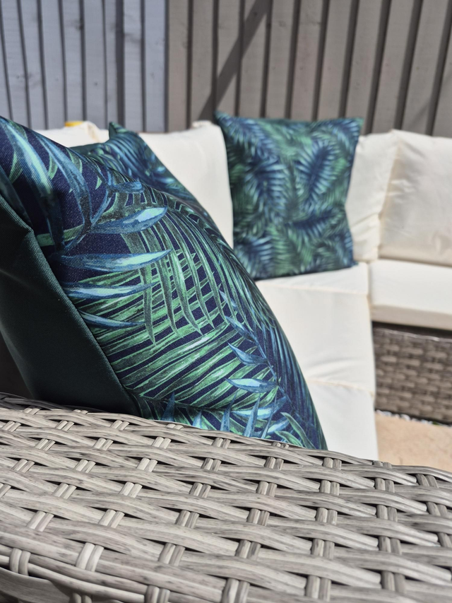 2x Outdoor Green Leaf Cushion Cover