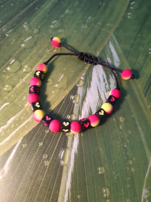 Armband Perlen Herzen pink gelb