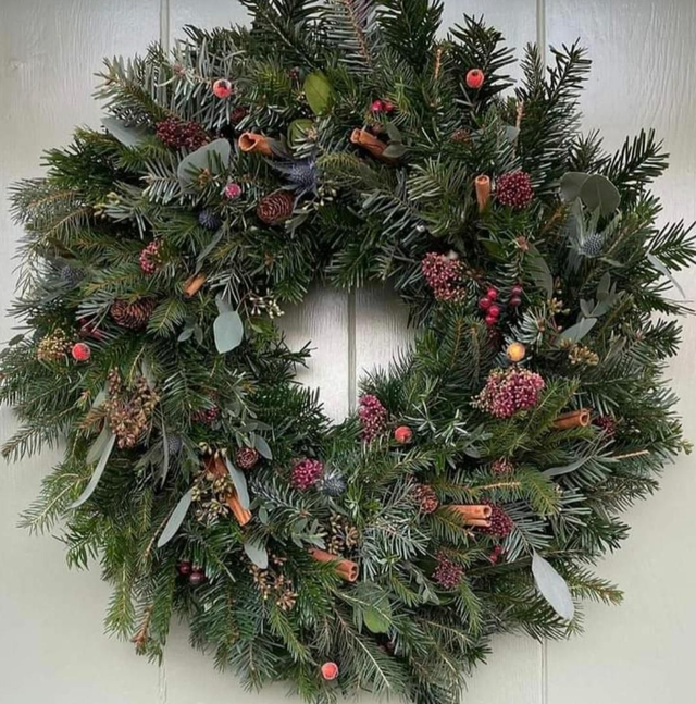 Luxury Christmas Wreath Class 2025