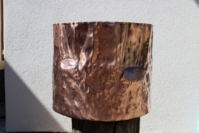 Large Decorative Copper Vase – Handcrafted Sculpture Reminiscent of a Tree Trunk