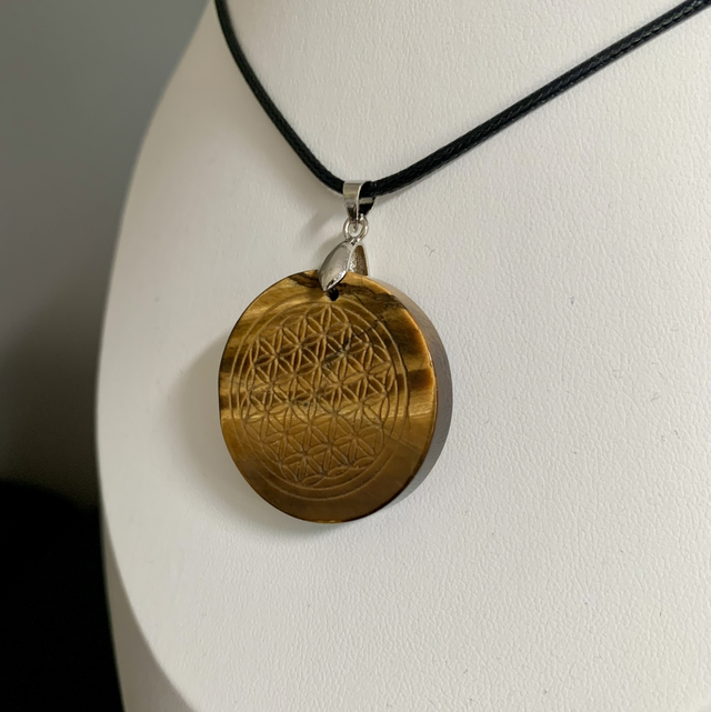 Pendentif Fleur de Vie Œil de Tigre 