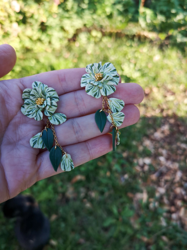 Collection Florale Fougère des Bois- Boucles d'oreilles Jasmine