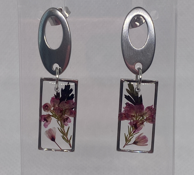 Silver real flower earrings 