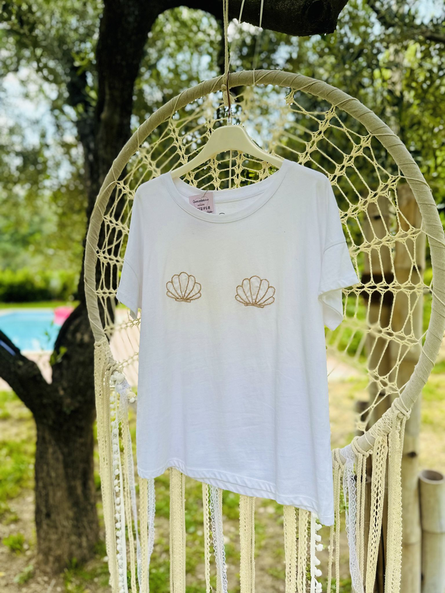 T-shirt conchiglie