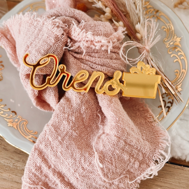 Marque place prénom doré 