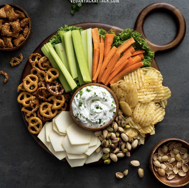 Sharing platter Vegan friendly Crisps and Dips | serves 6-8