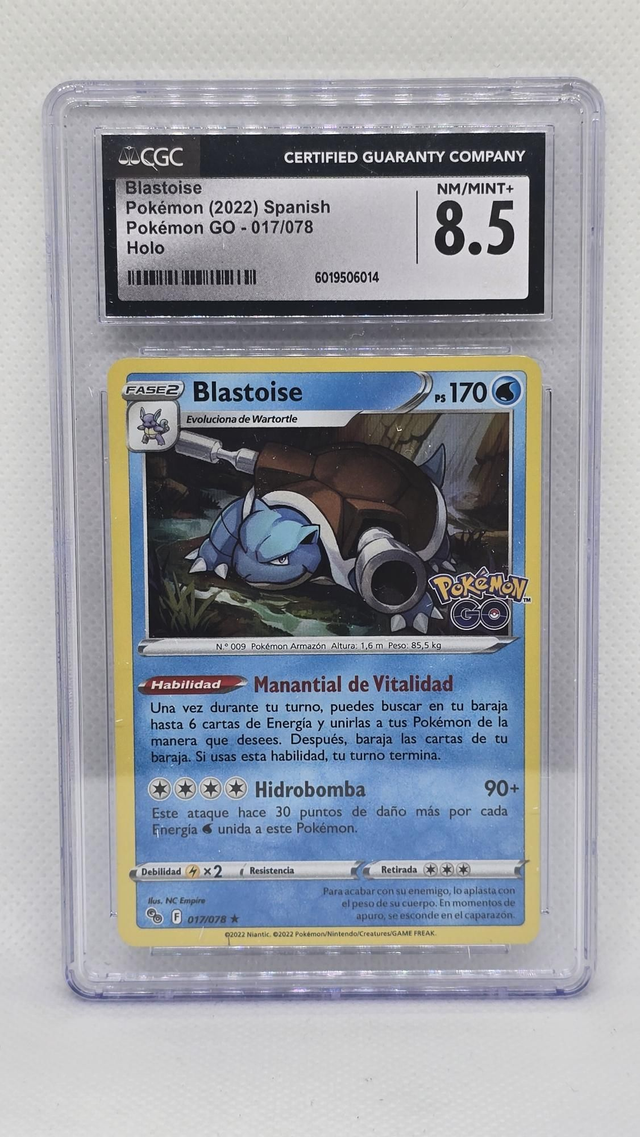 BLASTOISE , POKEMON GO 2022 ESP [CGC 8.5]