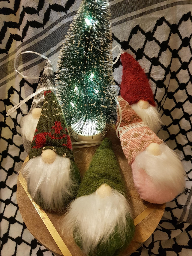 Christmas Edit - decorations