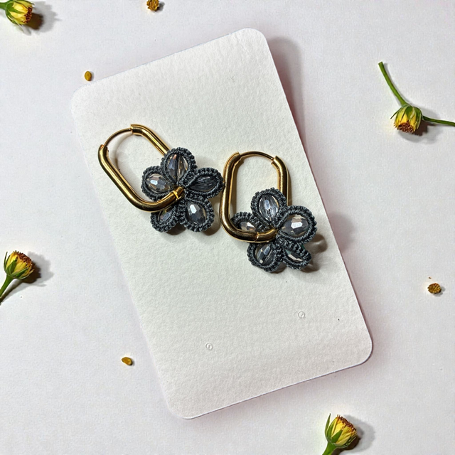 Boucles d'oreilles en dentelle de frivolité créoles rectangles