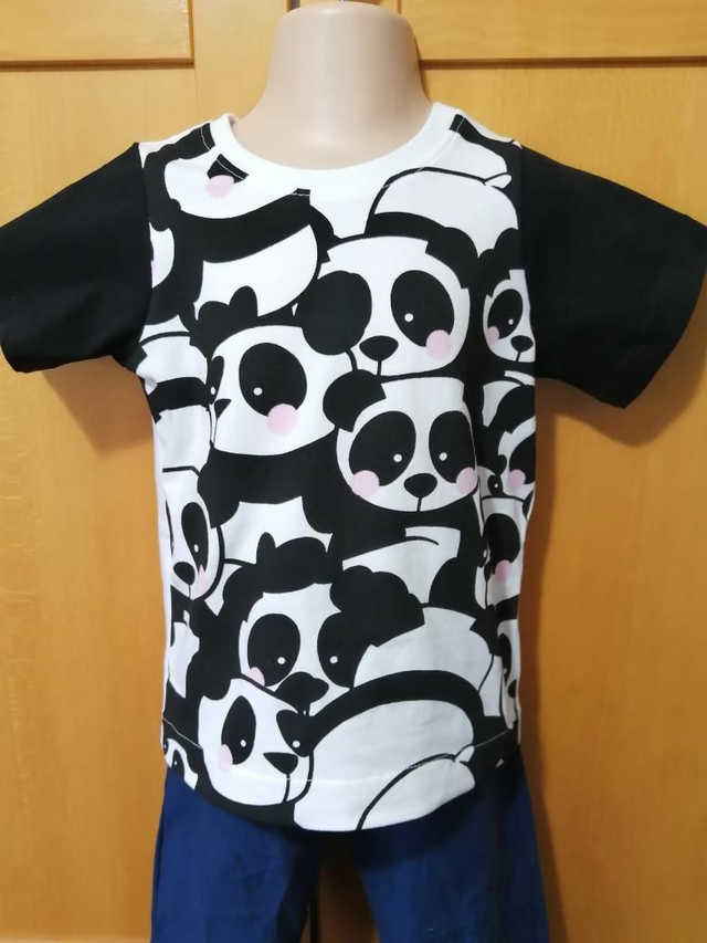 T-shirt - 2 yrs (92 cm).   Pandas