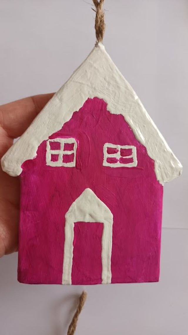 SUSPENSION MAISON DE NOEL, en papier mâché, fait main, décoration unique de Noël