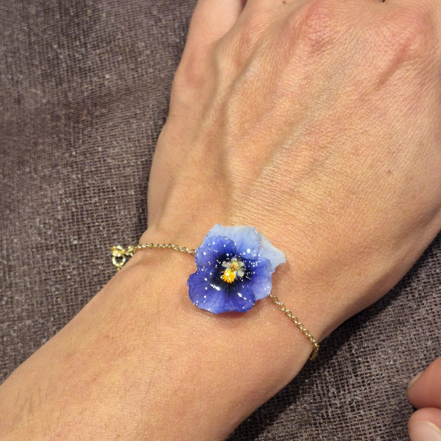 Bracelet Pensée – Acier inoxydable doré