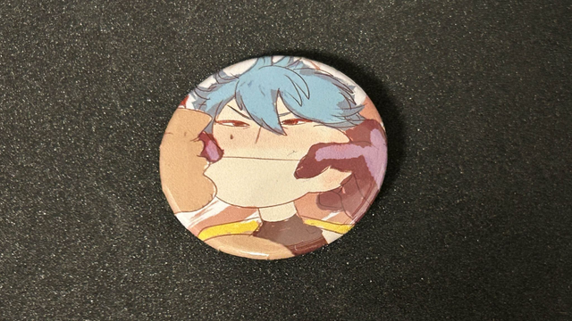 Aphelios Button Small