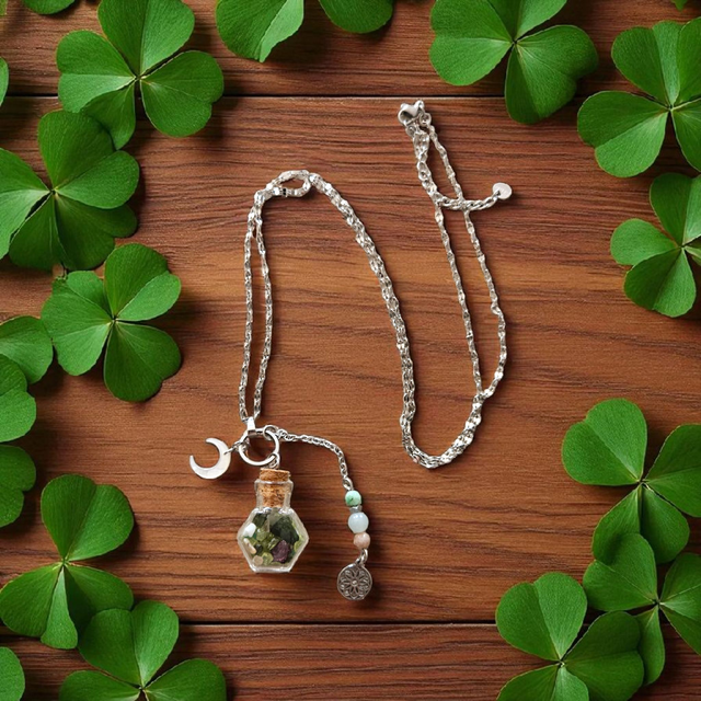 Sautoir Argenté Talisman Mystique "CHANCE" - Amazonite, Jade &amp; Pierre de Soleil