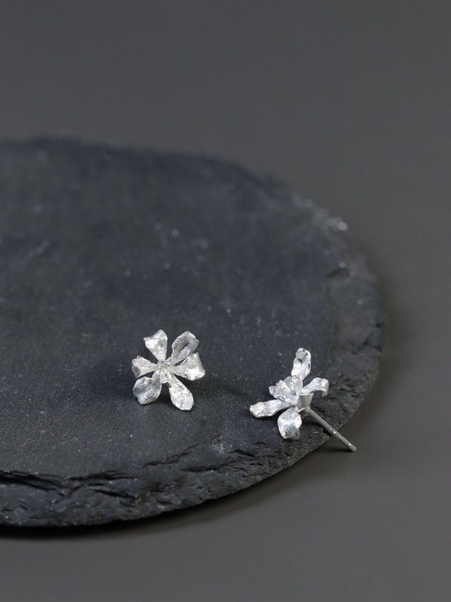 Iris Silver Stud Earrings
