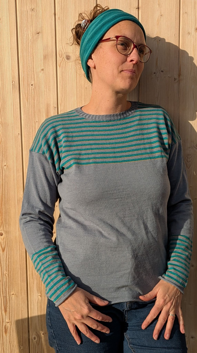 Pull fin unique bord de mer